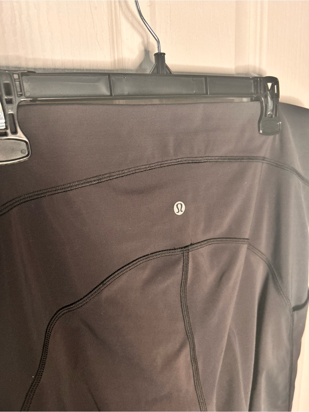 Lululemon Women’s Size 18 Black High-Waist Black Cropped Leggings Pockets Yoga - Picture 7 of 10